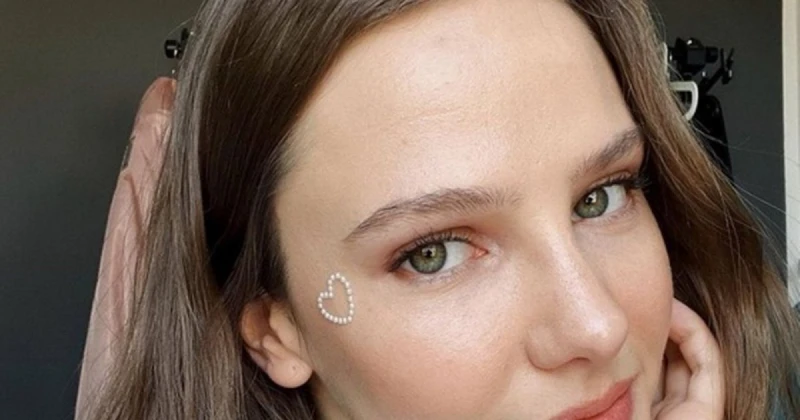 ألينا بوز اعتزلت التمثيل بعد زواجها؟ تعرف على التالي ألينا بوز اعتزلت التمثيل بعد زواجها؟، ردت الممثلة التركية ألينا بوز على خبر اعتزالها التمثيل بعد