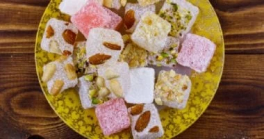 طريقة عمل ملبن المكسرات بالمنزل.. لذيذ زي الجاهز المرأة والمنوعات حلويات المولد من أشهر مظاهر الاحتفال والفرحة المقترنة ب ذكرى المولد النبوي الشريف،