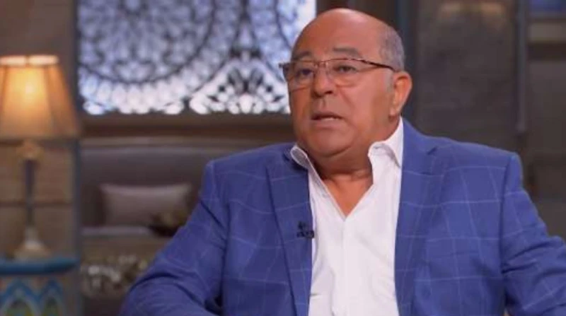 تشييع جثمان زوجة إسماعيل فرغلي من مسجد الشرطة فيديو وصل جثمان زوجة الفنان إسماعيل فرغلي، التي رحلت عن عالمنا في الساعات الأولى من اليوم، بعد صراع مع