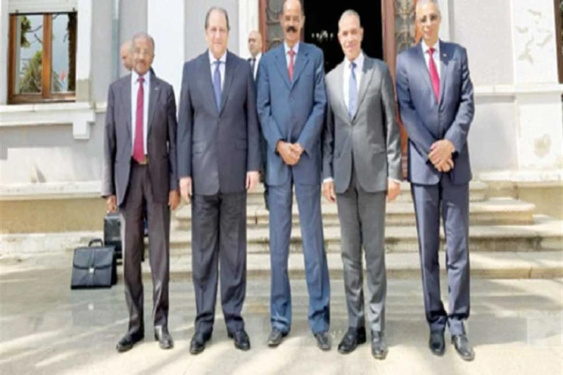 رئيس المخابرات ووزير الخارجية يزوران العاصمة الإريترية أسمرة زار الوزير عباس كامل، رئيس المخابرات العامة، والدكتور بدر عبدالعاطى، وزير الخارجية