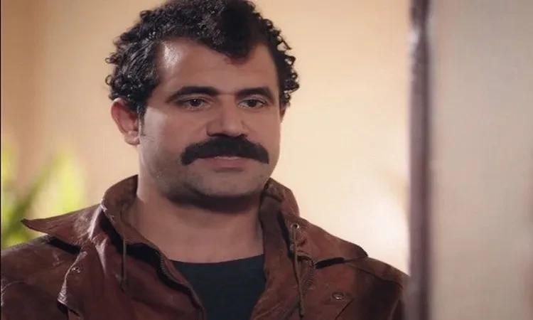 فن: حقيقة خلافات محمود حافظ وأحمد العوضي كشف الفنان محمود حافظ اقرأ على الموقع الرسمي ختاما،نشير الى ان هذه هي تفاصيل حقيقة خلافات محمود حافظ وأحمد