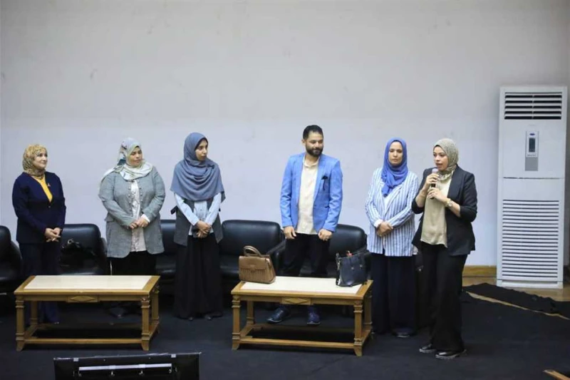 الصحة: إنطلاق برنامج تدريب المعلمين على المناهج الدراسية الجديدة بمدارس التمريض أعلنت وزارة الصحة والسكان اليوم الإثنين، إطلاق المرحلة الأولى من تدريب القائمين على العملية التعليمي