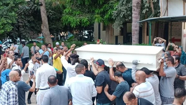 تشييع جنازة ناهد رشدي من مسجد عبدالرحمن الكواكبي بالعجوزة شهد مسجد عبد الرحمن الكواكبي في منطقة العجوزة مراسم تشييع جثمان الفنانة الراحلة ناهد رشدي،