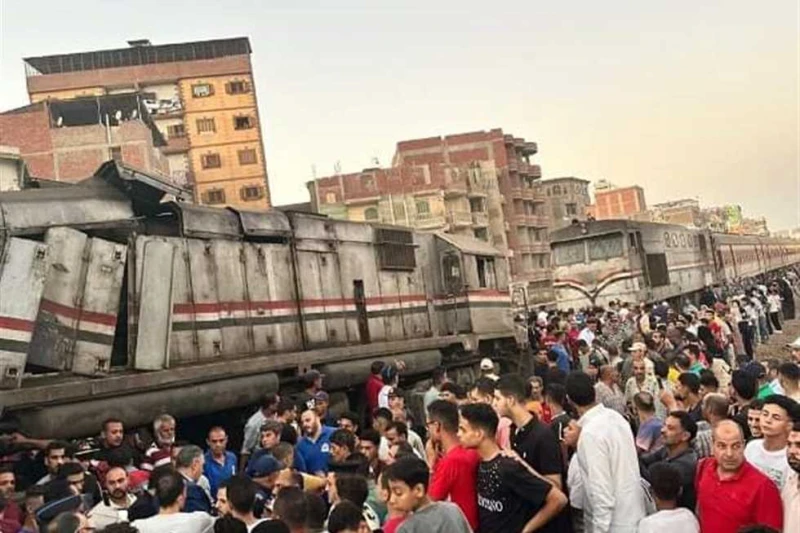جثتين و47 مصابا.. مصادر طبية توضح الحصيلة الأولى بحادث قطار الزقازيق قالت مصادر طبية ل أفاق عربية بالحصيلة الكاملة حتى الآن بحادث حادث قطار الزقازيق،