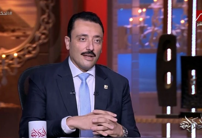محمد رزق: العاصمة الإدارية الجديدة أفضل مشروع بمصر فى ال10 سنوات الماضية قال المهندس محمد رزق رئيس مجلس إدارة شركة ، إن الشركة تساهم في تقديم المساعدات لغير القادرين. وأضاف المهندس