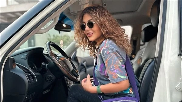 لون شعر جديد .. سميرة سعيد تخطف الأنظار بإطلالة تبرز أناقتهانشرت الفنانة سميرة سعيد صور جديدة عبر حسابها الشخصي على موقع التواصل الاجتماعي للصور