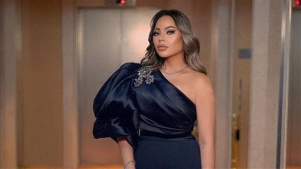 بنطلون مقطع .. أسما إبراهيم تخطف الأنظار بإطلالة كاجوالنشرت الإعلامية أسما إبراهيم صورة جديدة عبر حسابها الشخصي على موقع التواصل الاجتماعي للصور