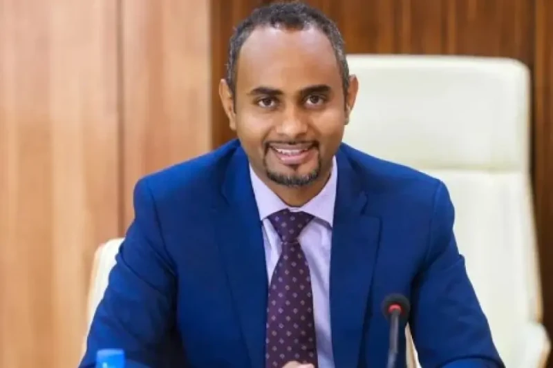 وزير الدفاع الصومالي يشكر مصر على إرسال شحنة معدات عسكرية إلى بلاده وجه وزير الدفاع الصومالي عبدالقادر محمد نور شكره إلى مصر على تقديمها شحنة من