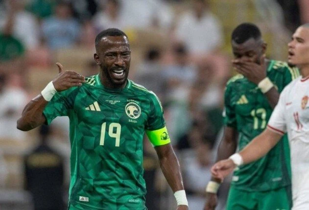 -فهد المولد يصل الرياض اليوم عبر طائرة الإخلاء الطبي .. كشفت تقارير صحفية سعودية، عن وصول النجم الدولي فهد المولد، لاعب فريق الشباب الأول لكرة القدم، إلى الرياض، العاصمة السعودية، 