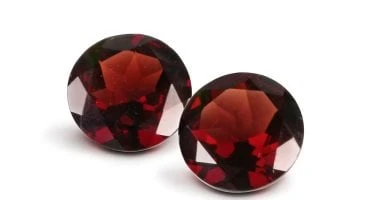 شبه شخصيتك وهيمدك بالقوة.. حسب برجك الفلكى اعرف الحجر الكريم المناسب لك المرأة والمنوعات تعتبر الأحجار الكريمة عنصرا أساسيا في العديد من الثقافات،