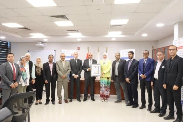 التعليم العالي: معهد بحوث الإلكترونيات يحصل على شهادتي الأيزو 14001 و45001أكد الدكتور أيمن عاشور وزير التعليم العالي والبحث العلمي سعي الوزارة لتطوير