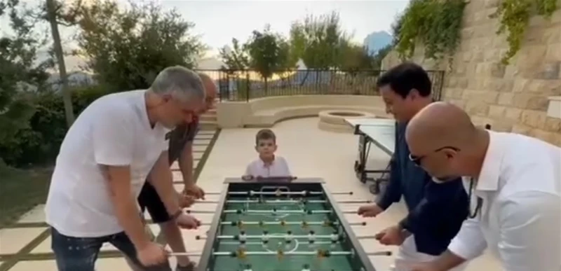 انت ابن الجنوب وين عايش: أطل وهو يستمتع بوقته.. فنان لبناني شهير يتعرض لهجوم عنيف (فيديو) تعرف على التالي انت ابن الجنوب وين عايش: أطل وهو يستمتع