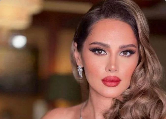 فيلم الفستان الأبيض لياسمين رئيس يشارك في المسابقة الرسمية لمهرجان الجونة السينمائيتشارك النجمة ياسمين رئيس بفيلمها الفستان الأبيض في المسابقة