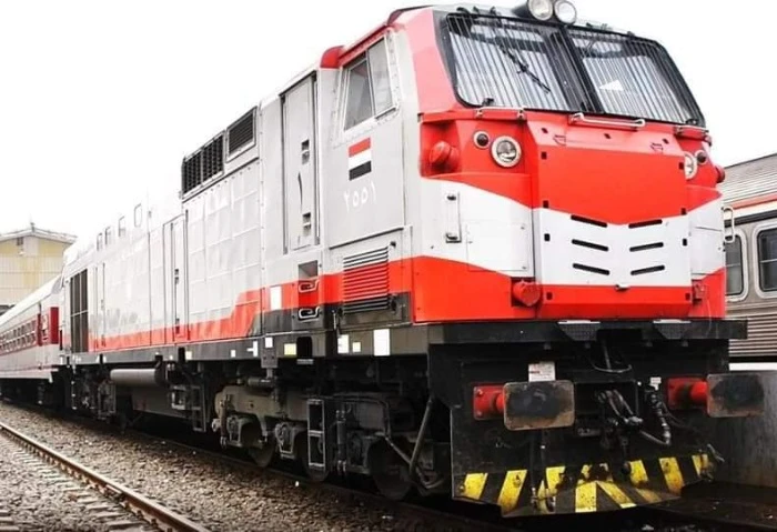 ننشر مواعيد القطارات اليوم الجمعة على خط القاهرة - الإسكندرية والعكس أعلنت وزارة النقل والمواصلات مواعيد القطارات اليومية على خط القاهرة - الإسكندرية