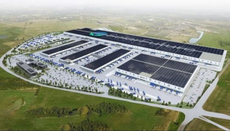 انتشرت على نطاق واسع مشاريع بناء ألواح الطاقة الشمسية على أسطح البنايات، كنوع من التكيف وتعزيز انتشار الاعتماد على الطاقة الشمسية.الأمر تطور ليصل