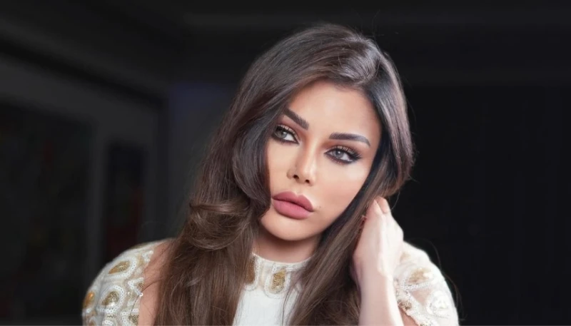 روتانا تعاقب هيفاء وهبي بسبب شيرين عبدالوهاب افاق عربية - أعلنت النجمة اللبنانية هيفاء وهبي مقاضاة شركة روتانا للصوتيات والمرئيات، بسبب قيام الشركة بحذف أغنياتها من جميع المنصات، ح