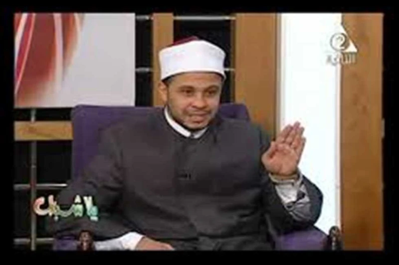 عن تعامل النبي مع زوجاته.. عضو بالمركز العالمي للفتوى: استوصوا بالنساء خيرا تحدث الشيخ أحمد المشد، عضو المركز العالمي للفتوى الإلكترونية، عن طريقة التعامل النبي صل الله عليه وسلم م