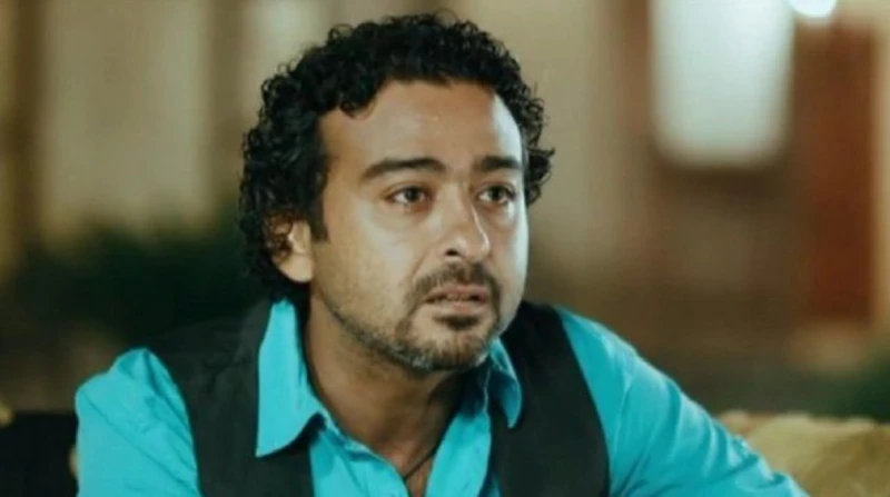 منهم أحمد عزمي ورشوان توفيق.. فنانون غابت عنهم أضواء الشهرة لم تكن استغاثة الفنان أحمد عزمي بتوفير عمل يعينه على نفقات ابنه ومواجهة الحياة الصعبة،