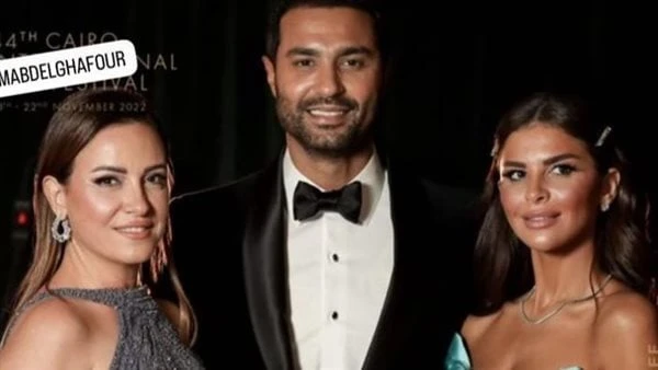 كريم فهمي يوجه رسالة ل ريهام عبد الغفور في عيد ميلادها شاهدهنأ الفنان كريم فهمي، الفنانة ريهام عبد الغفور بمناسبة عيد ميلادها، عبر حسابه الشخصي على