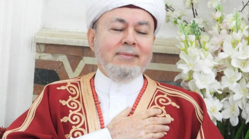 صلاح التجاني يحذر الفسقة من ذكر اسمه جدد الشيخ صلاح الدين التجاني، نفيه ما أثير بشأن ارتكابه جرائم تحرش والاتهامات الموجهة إليه وأخضعته للتحقيق بالنيابة العامة، مدعيا أن كل ما أثير