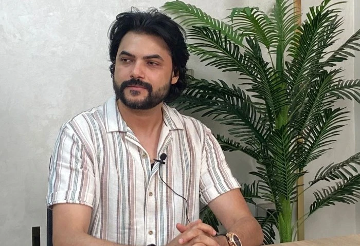 ماستر كلاس لمؤلف حق عرب ضمن فعاليات مهرجان المسرح العربي أعلن الفنان محمد عصمت، مدير مهرجان المسرح العربي، عن تنظيم ماستر كلاس للمؤلف محمود حمدان ضمن