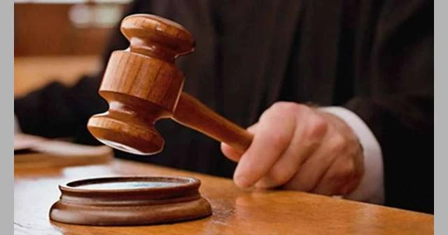 الأردن.. اتهمته سائحة بالتحرش فأنصفه القضاء لايف ستايل أيدت محكمة التمييز الأردنية قرارا يقضي ببراءة شاب أردني من تهمة التحرش وهتك العرض بحق سائحة