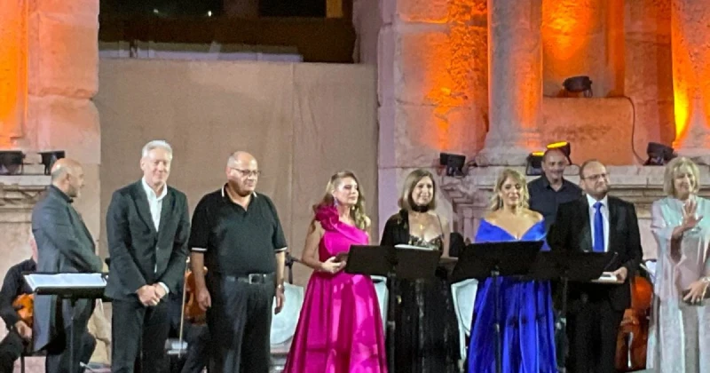 مشاركة الأخوات طنب رونزا وأمال وفاديا في مهرجان جرش ما زالت تحصد أصداء إيجابية تعرف على التالي مشاركة الأخوات طنب رونزا وأمال وفاديا في مهرجان جرش ما زالت تحصد أصداء إيجابية، ما زا