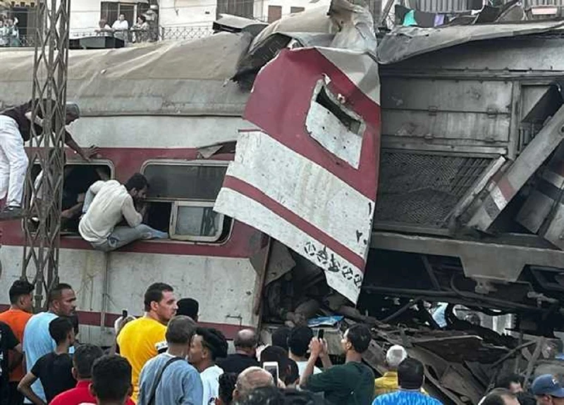 ارتفاع ضحايا حادث تصادم قطاري الزقازيق وتوجيهات عاجلة لوزارة التضامن الاجتماعيارتفاع ضحايا حادث تصادم قطاري الزقازيق وتوجيهات عاجلة لوزارة التضامن