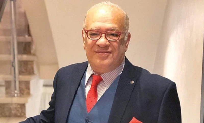 صلاح عبد الله في تصريح مثير للجدل أنا فشلت في مساعدة بنتيصلاح عبد الله , أعرب الفنان المصري عن فخره الشديد بابنته دنيا بعد أن حصلت على جائزة أفضل مذيعة راديو في ملتقى التميز والإبد