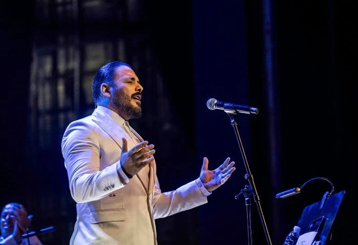 رامي عياش يحيى حفلا غنائيا في لبنان اليوم السبت يحيى المطرب اللبناني رامي عياش حفلا غنائيا في لبنان اليوم السبت 14 سبتمبر 2024، ومن المتوقع أن يتألق