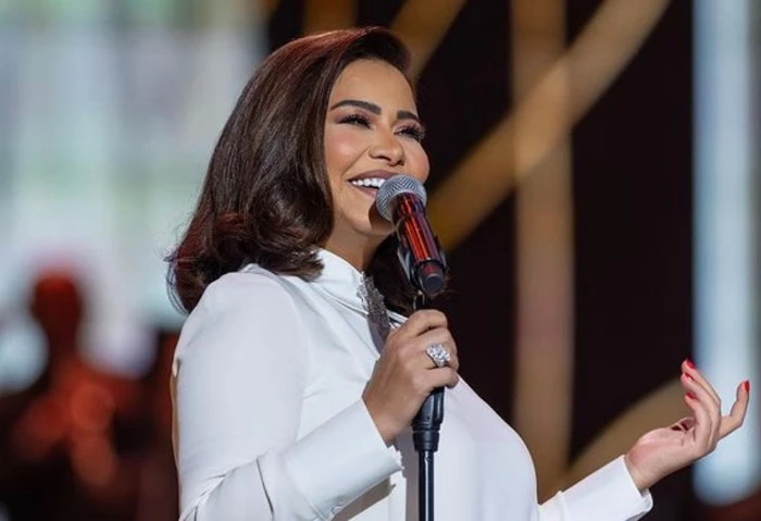 أول ظهور ل شيرين عبد الوهاب بعد أزمتها مع روتانا تستعد الفنانة شيرين عبدالوهاب لإقامة حفلة غنائية في الكويت ضمن حفلات موسم الصيف، يوم 28 نوفمبر