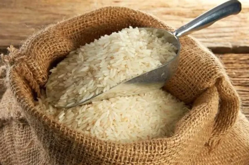 ارتفاع الأرز والسكر والجبن وتراجع زيت الذرة اليوم الاثنين بالأسواق (موقع رسمي) ارتفعت أسعار الأرز وزيت دوار الشمس والدواجن والجبن الأبيض والجبن الرومي خلال تعاملات اليوم الاثنين مق