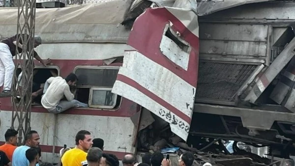 إخلاء سبيل السائقين وحبس 5 من عمال برج المراقبة في حادث تصادم قطارين الشرقية قررت النيابة العامة بمحافظة الشرقية، إخلاء سبيل السائقين وحبس 5 من عمال