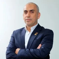 جمعية البنوك اليمنية - صنعاء بتاريخ: 20240911أ. عبدالباسط الشرفي، المدير التنفيذي أصبحت التكنولوجيا المالية في السنوات الأخيرة، محركا رئيسيا لتطوير الخدمات المصرفية وتعزيز الشمول ا