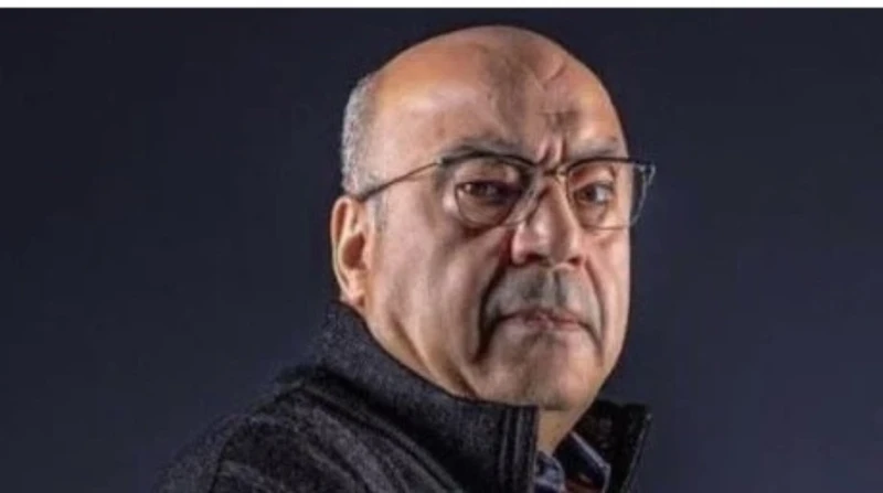 حجاج عبدالعظيم عن التجاني: لا أعرفه.. وأرفض الإساءة له كشف الفنان حجاج عبد العظيم، عن طبيعة علاقته بالشيخ صلاح التجاني، بعد تداول تعليقات له على صفحة