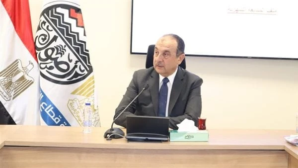 وزير قطاع الأعمال العام يعقد اجتماعا موسعا بالرؤساء التنفيذيين لشركات القابضة للسياحة والفنادق عقد المهندس محمد شيمي وزير قطاع الأعمال العام، اجتماعا موسعا مع الرؤساء التنفيذيين لش