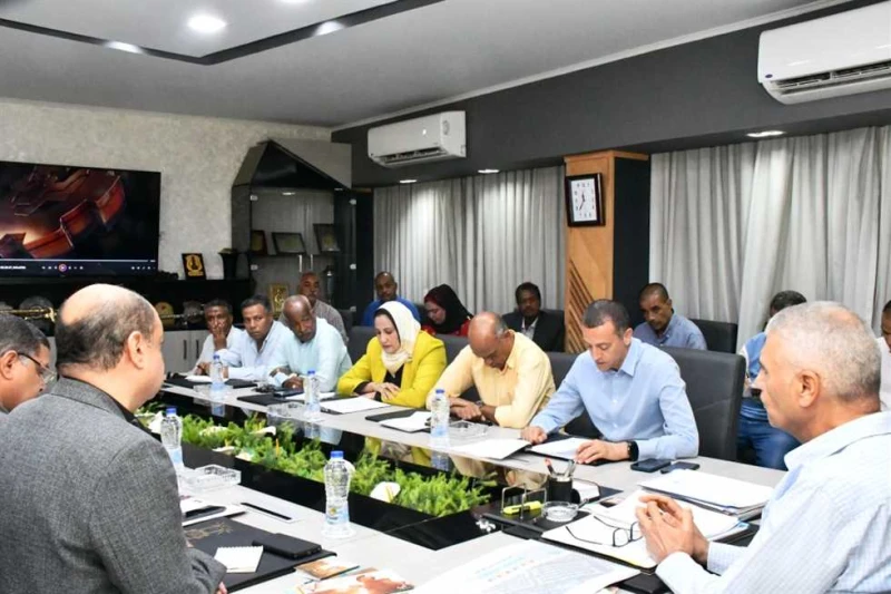 فعاليات عديدة في احتفالات أسوان بيوم السياحة العالمي ترأس اللواء دكتور إسماعيل كمال محافظ أسوان، الإجتماع التنسيقى لإستعراض الأفكار والمقترحات الهادفة للنهوض بالقطاع السياحى، والظه