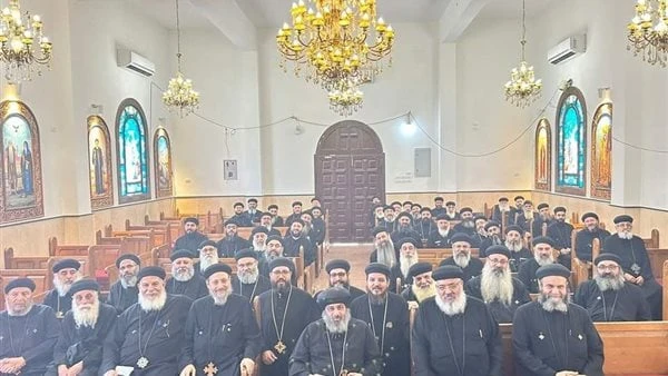 الاهتمام بالافتقاد.. تفاصيل اجتماع مجمع كهنة شبين القناطر .. صور عقد مجمع كهنة إيبارشية شبين القناطر، أمس الأول، اجتماعهم الدوري بكنيسة السيدة العذراء بمنطقة أبو زعبل (مقر المطراني