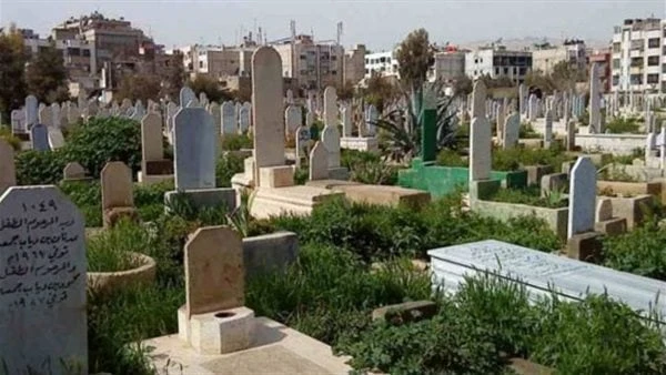 حكم شد الرحال لزيارة قبور الأنبياء والصالحين.. دار الإفتاء تردقالت دار الإفتاء المصرية، إن شد الرحال لزيارة قبر النبي صلى الله عليه وآله وسلم وعموم