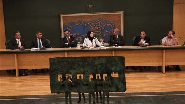 لجنة الشئون العربية والخارجية بنقابة الصحفيين تستضيف السفير التركي غداتستضيف لجنة الشئون العربية والخارجية بنقابة الصحفيين، غدا، الخميس، السفير