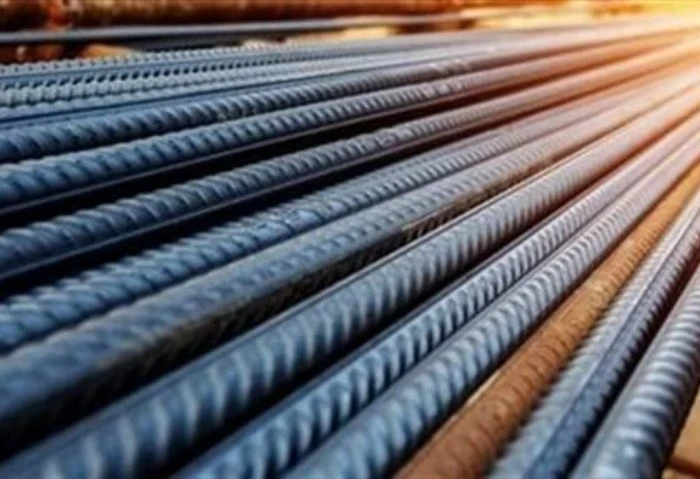 بعد زيادة أسعار الذهب، ارتفاع مفاجئ يضرب سعر طن الحديد اليوم في مصر سعر طن الحديد اليوم في مصر، تشهد أسواق مواد البناء في مصر، تذبذبا ملحوظا بين