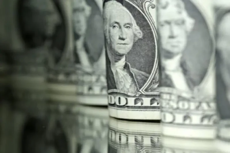 الدولار يستقر والين ينخفض قبيل بيانات تضخم أمريكية استقر الدولار، اليوم الثلاثاء، في حين انخفض الين قليلا من أعلى مستوياته في شهر في تعاملات حذرة، مع