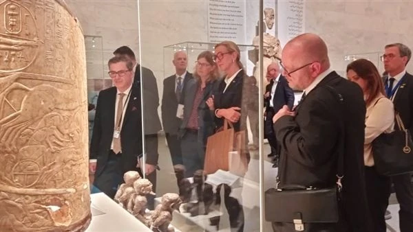 وفد ألماني رفيع المستوى يزور المتحف القومي للحضارة المصريةاستقبل المتحف القومي للحضارة المصرية بالفسطاط، اليوم، وفدا اقتصاديا ألمانيا رفيع المستوى ضم