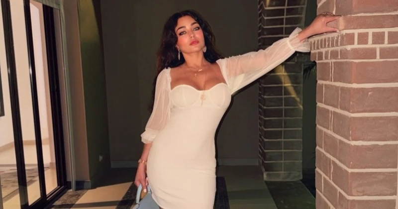 هيفا وهبي كالملاك باللون الأبيض.. وتختار حقيبة مميزة من تعرف على التالي هيفا وهبي كالملاك باللون الأبيض.. وتختار حقيبة مميزة من ، شاركت الفنانة