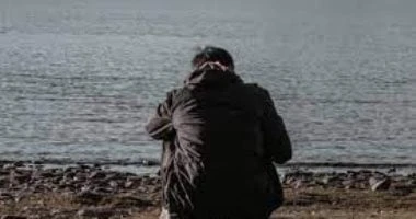 تعرف على أسباب الشخصية الانطوائية وصفاتها ونصائح للتعايش معها المرأة والمنوعات تعد الشخصية الانطوائية هي نمط شخصي يتميز بتوجيه الطاقة إلى الداخل بدلا