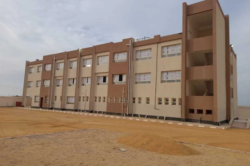 ب180 مليون جنيه.. مطروح تستعد للعام الدراسى ب17 مدرسة جديدة وتوسعة 255 فصلا أكد اللواء خالد شعيب محافظ مطروح، أنه جارى استعدادات المحافظة لاستقبال مايقرب من 190 ألف طالب العام الدر