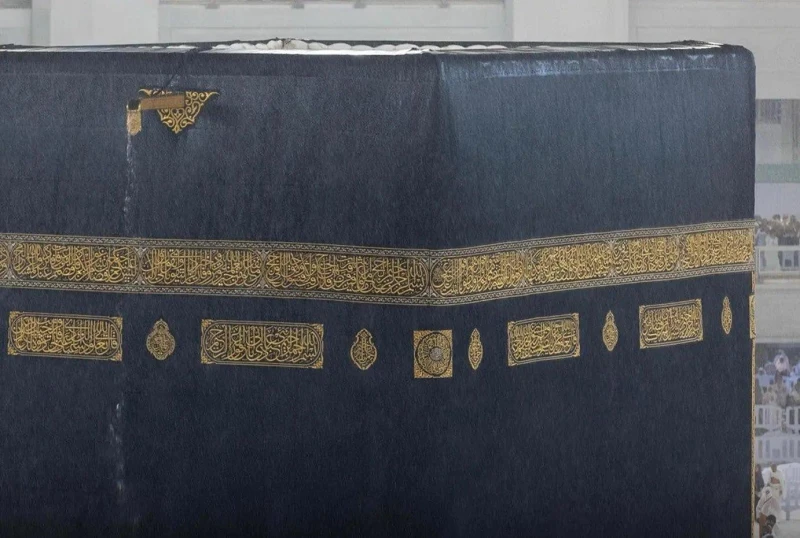 أمطار غزيرة في الحرم المكي وسط دعوات الطائفين- صور وفيديو متفرقات شهد الحرم المكي مساء اليوم هطول أمطار غزيرة في مشهد روحاني مليء بالسعادة والدعوات