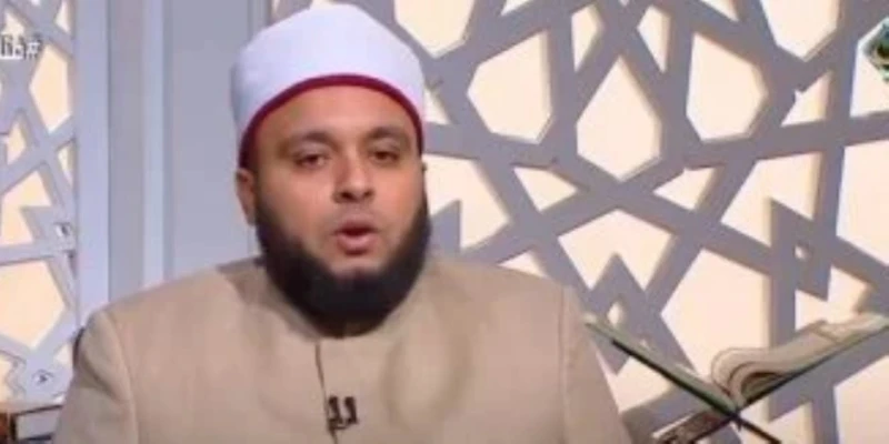 لماذا نحتفل بمولد سيدنا النبي؟ أمين الفتوى يجيب ناس وخدمات أكد الشيخ أحمد عبد العظيم، أمين الفتوى بدار الإفتاء المصرية، أن الاحتفال بالمولد النبوي