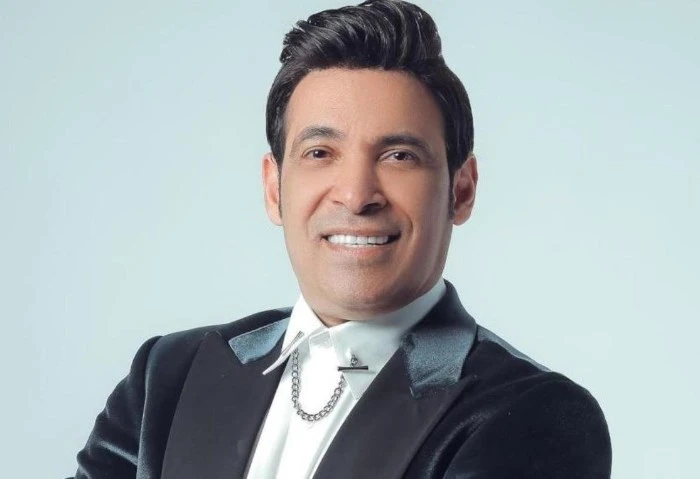 القبض على سعد الصغير بمطار القاهرة أثناء عودته من أمريكا تمكنت سلطات مطار القاهرة الدولي من القبض على سعد الصغير أثناء عودته من أمريكا، وذلك لضبطه