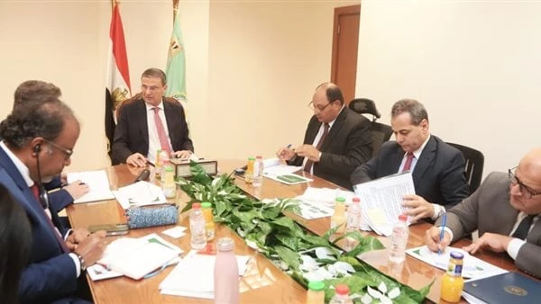 وزير الزراعة لبعثة البنك الدولي: دعم صغار المزارعين لتحقيق أعلي إنتاجيةاستقبل علاء فاروق وزير الزراعة واستصلاح الأراضي، بعثة البنك الدولي، برئاسة